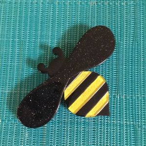 Babette Bee brooch by Erstwilder